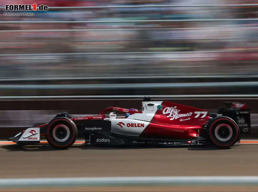 Foto zur News: Valtteri Bottas (Alfa Romeo) beim Qualifying zum Formel-1-Rennen in Miami 2022