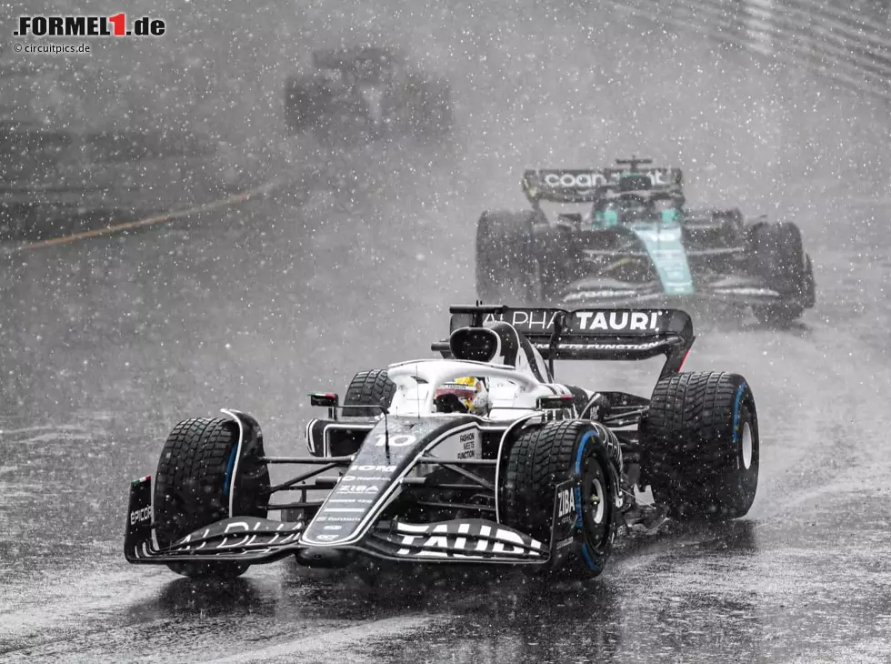 Foto zur News: Pierre Gasly (AlphaTauri AT03) beim Formel-1-Rennen in Monaco 2022