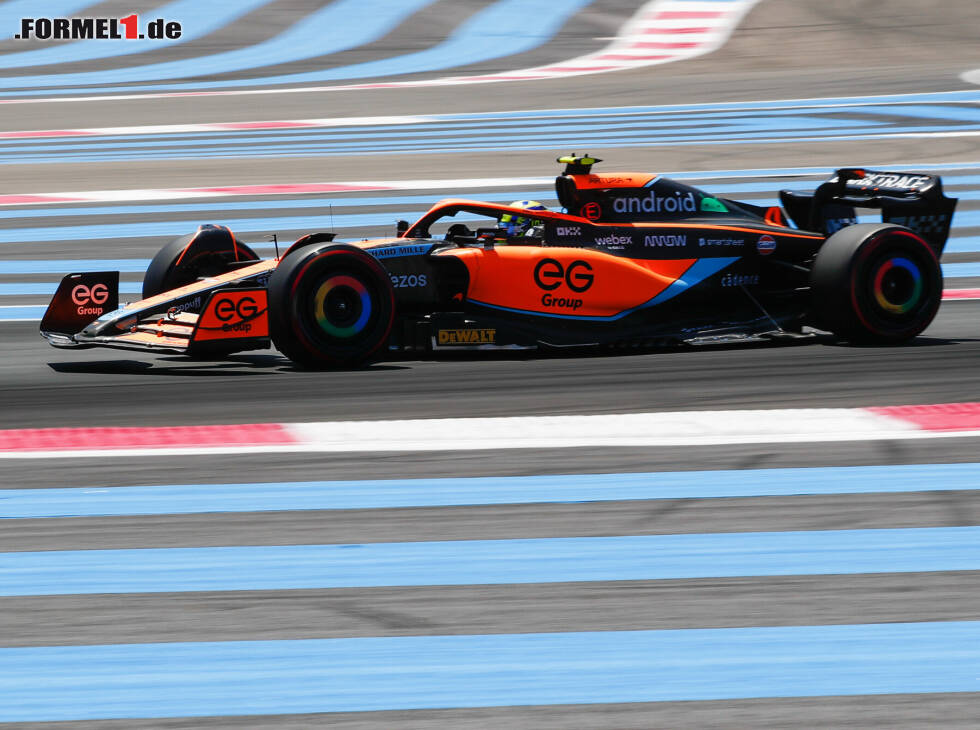 Foto zur News: Lando Norris (McLaren MCL36) im Training zum Formel-1-Rennen in Frankreich 2022