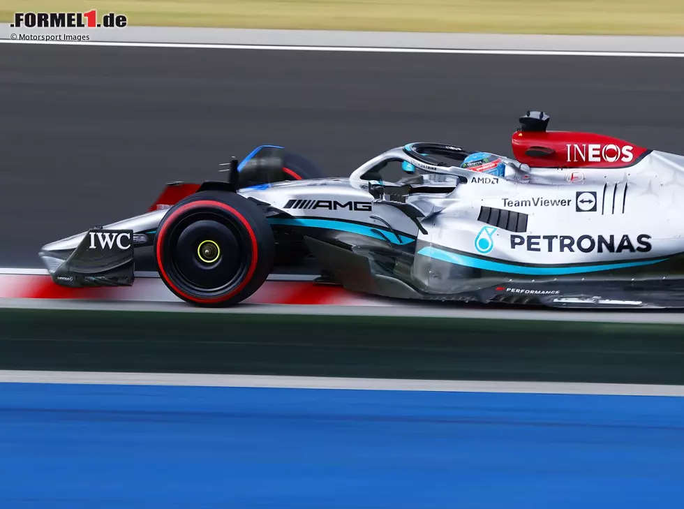 Foto zur News: George Russell im Mercedes W13 im Qualifying in Ungarn 2022