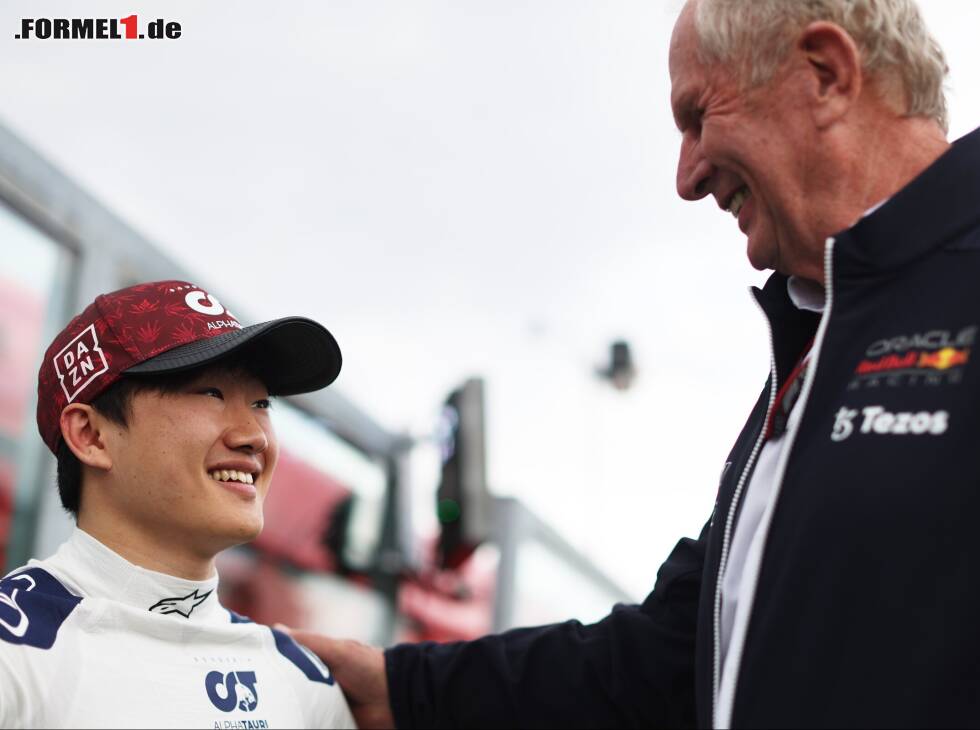 Foto zur News: Yuki Tsunoda, Helmut Marko