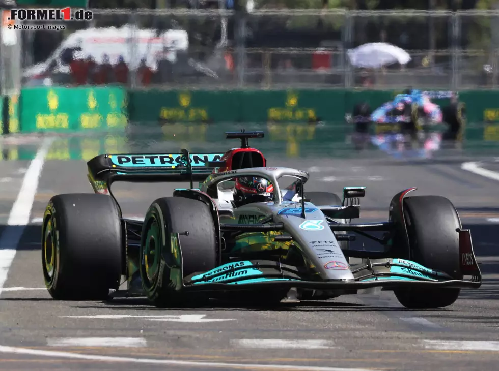 Foto zur News: George Russell (Mercedes W13) beim Formel-1-Rennen in Baku