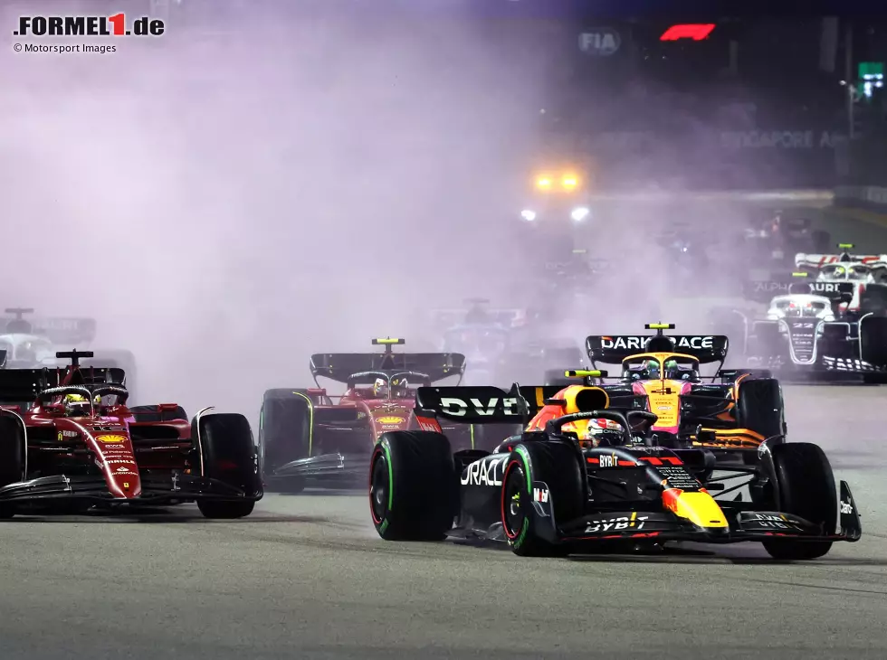 Formel-1-Start in Singapur 2022 Foto zur News: Formel-1-Start in Singapur 2022