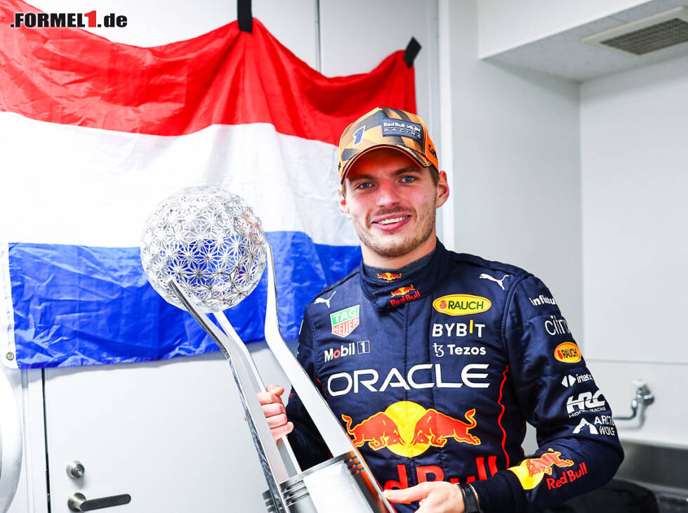 Foto zur News: Formel-1-Weltmeister 2022: Max Verstappen