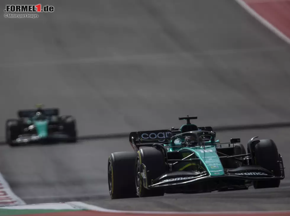 Lance Stroll, Sebastian Vettel Foto zur News: Lance Stroll, Sebastian Vettel
