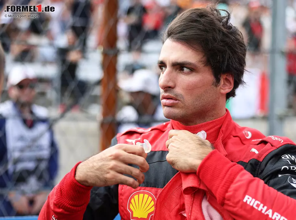 Foto zur News: Carlos Sainz (Ferrari) vor dem Formel-1-Rennen in Austin 2022