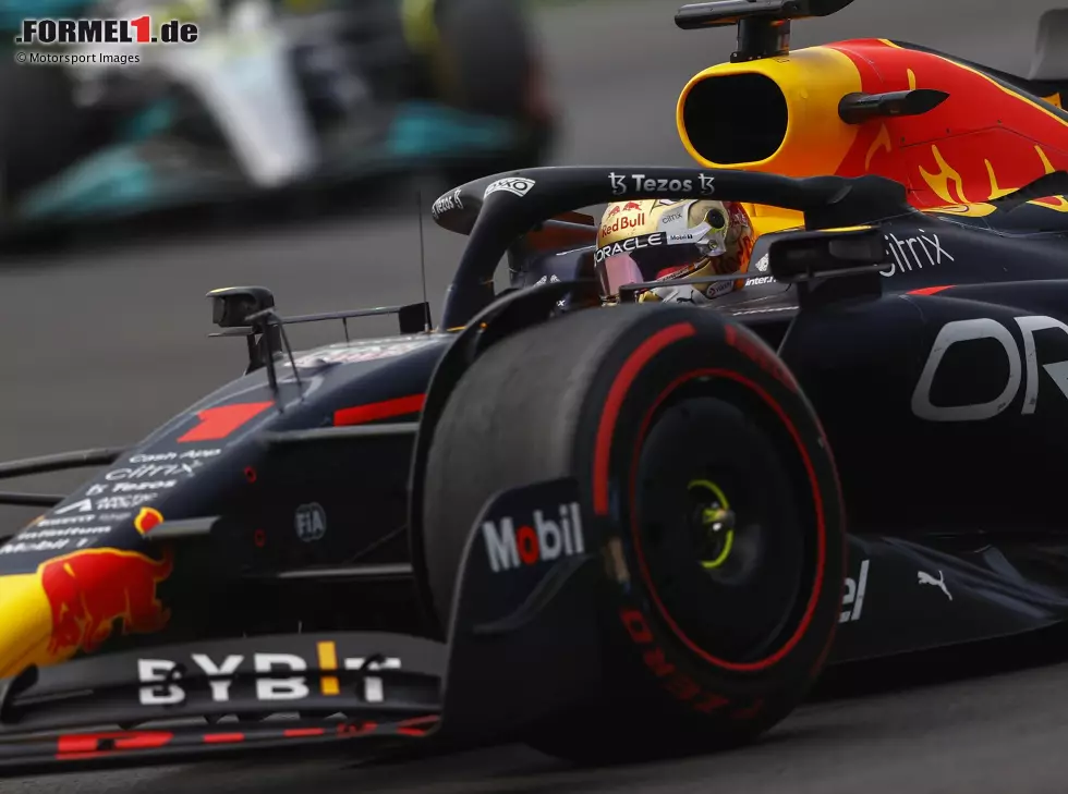 Max Verstappen mit dem Soft-Reifen von Pirelli im ersten Stint im Mexiko-Rennen 2022 Foto zur News: Max Verstappen mit dem Soft-Reifen von Pirelli im ersten Stint im Mexiko-Rennen 2022