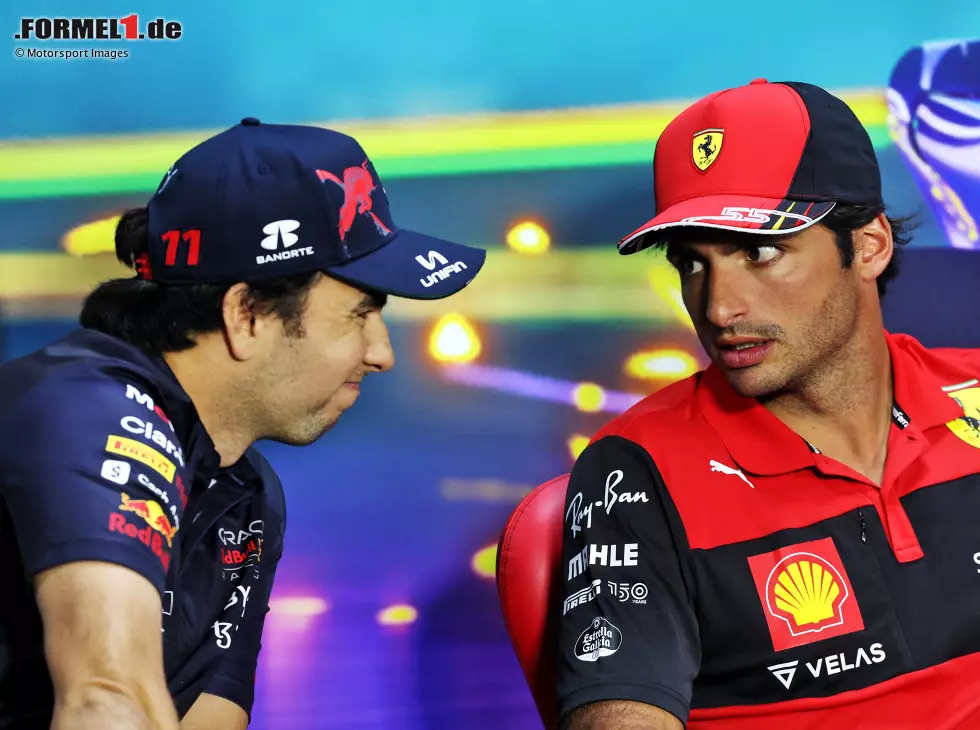 Sergio Perez, Carlos Sainz Foto zur News: Sergio Perez, Carlos Sainz