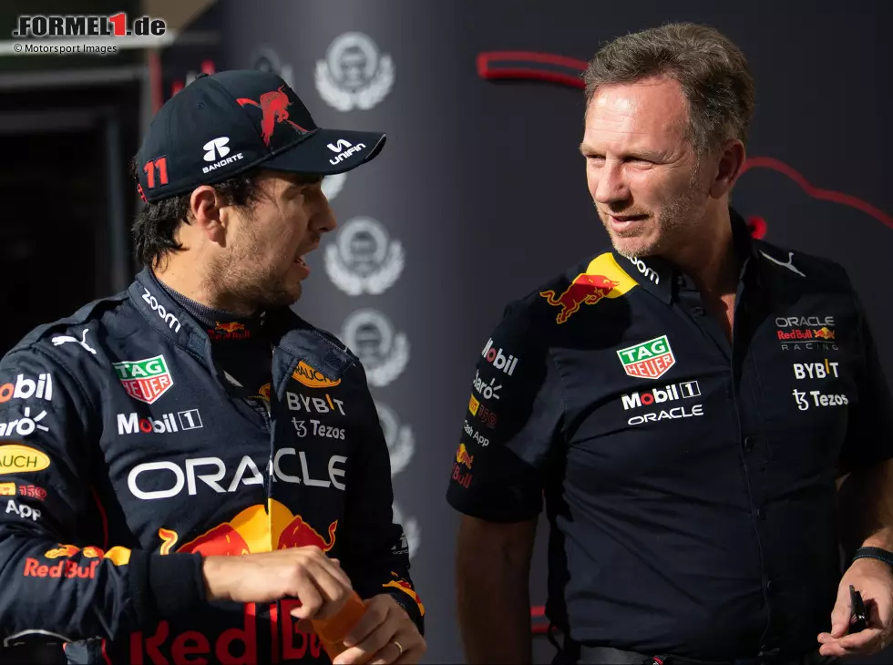 Foto zur News: Sergio Perez, Christian Horner