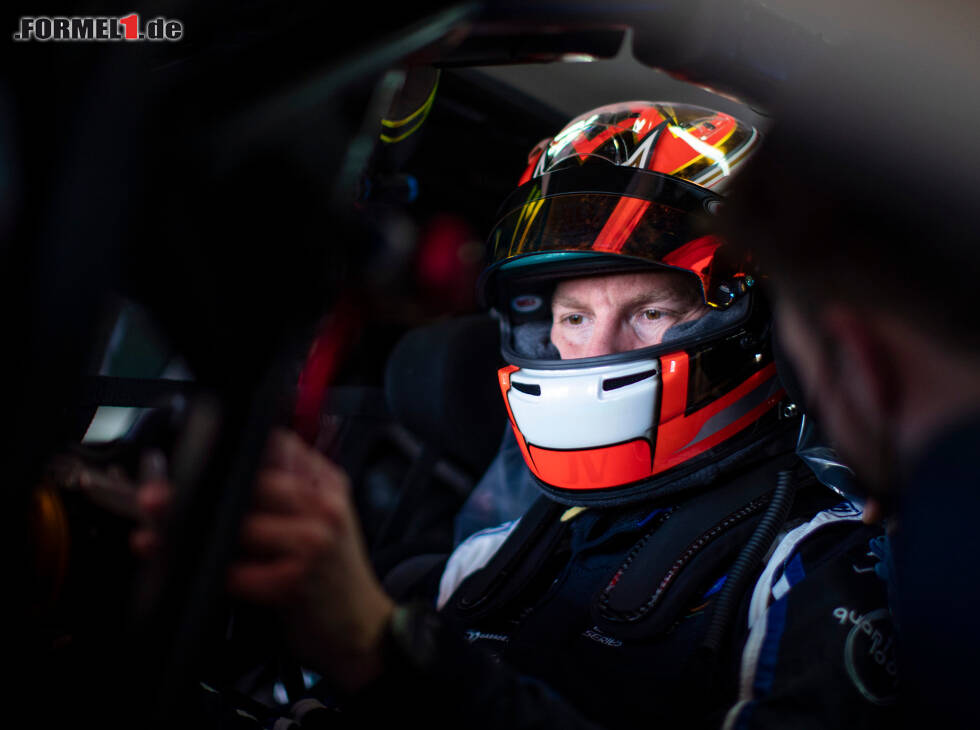 Foto zur News: Mercedes-Chefstratege James Vowles bei der Asian Le-Mans-Serie