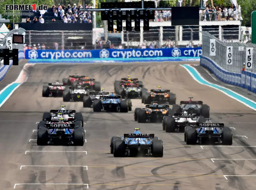 Foto zur News: Alexander Albon, Nicholas Latifi, Esteban Ocon