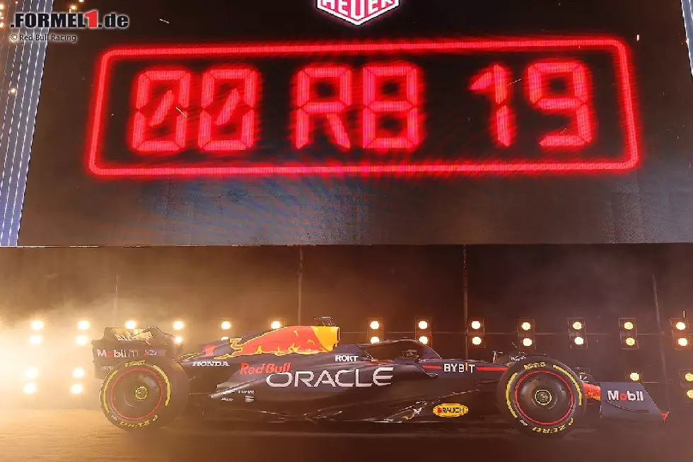 Red Bull RB19 Foto zur News: Red Bull RB19
