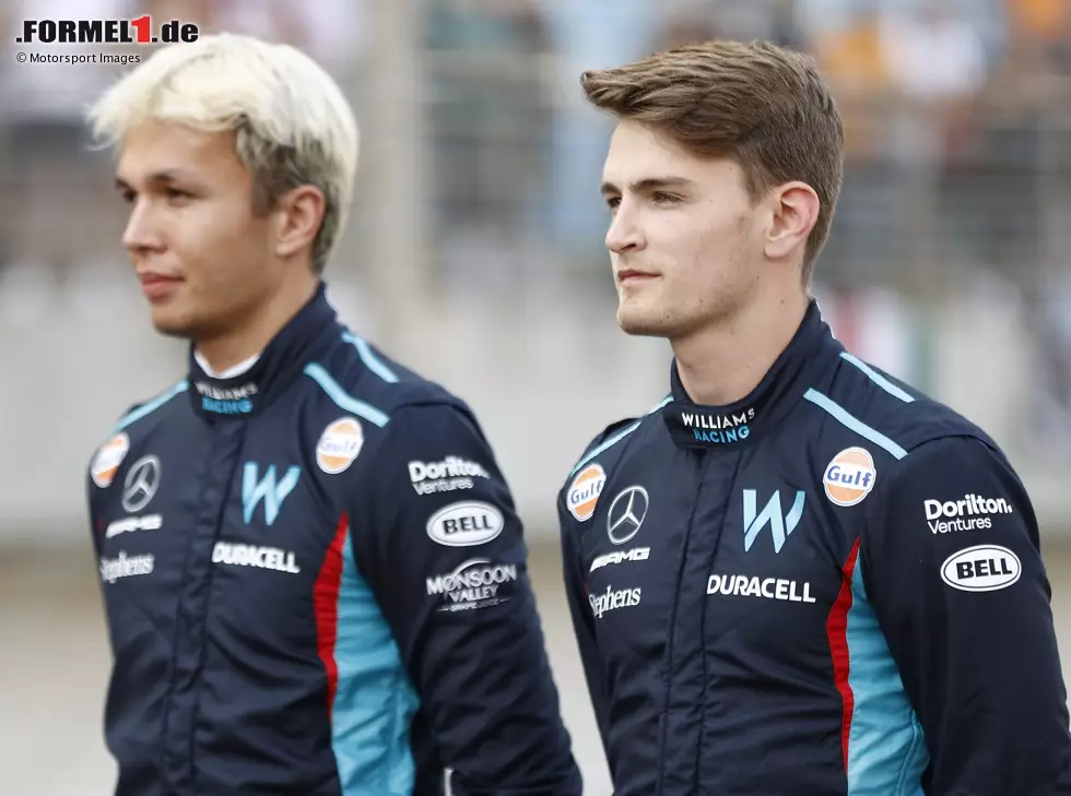 Foto zur News: Alexander Albon, Logan Sargeant