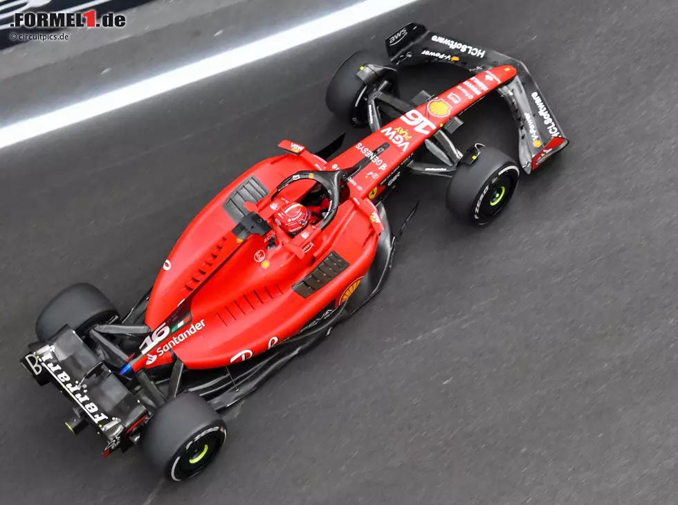 Charles Leclerc im Ferrari SF-23 beim Grand Prix von Aserbaidschan 2023 in Baku Foto zur News: Charles Leclerc im Ferrari SF-23 beim Grand Prix von Aserbaidschan 2023 in Baku