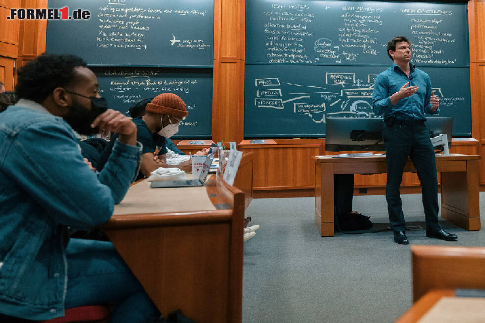 Foto zur News: Toto Wolff an der Harvard Business School