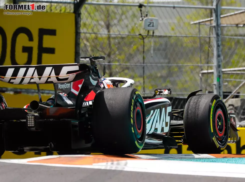 Kevin Magnussen im Haas VF-23 im Training zum Rennen in Miami 2023 Foto zur News: Kevin Magnussen im Haas VF-23 im Training zum Rennen in Miami 2023
