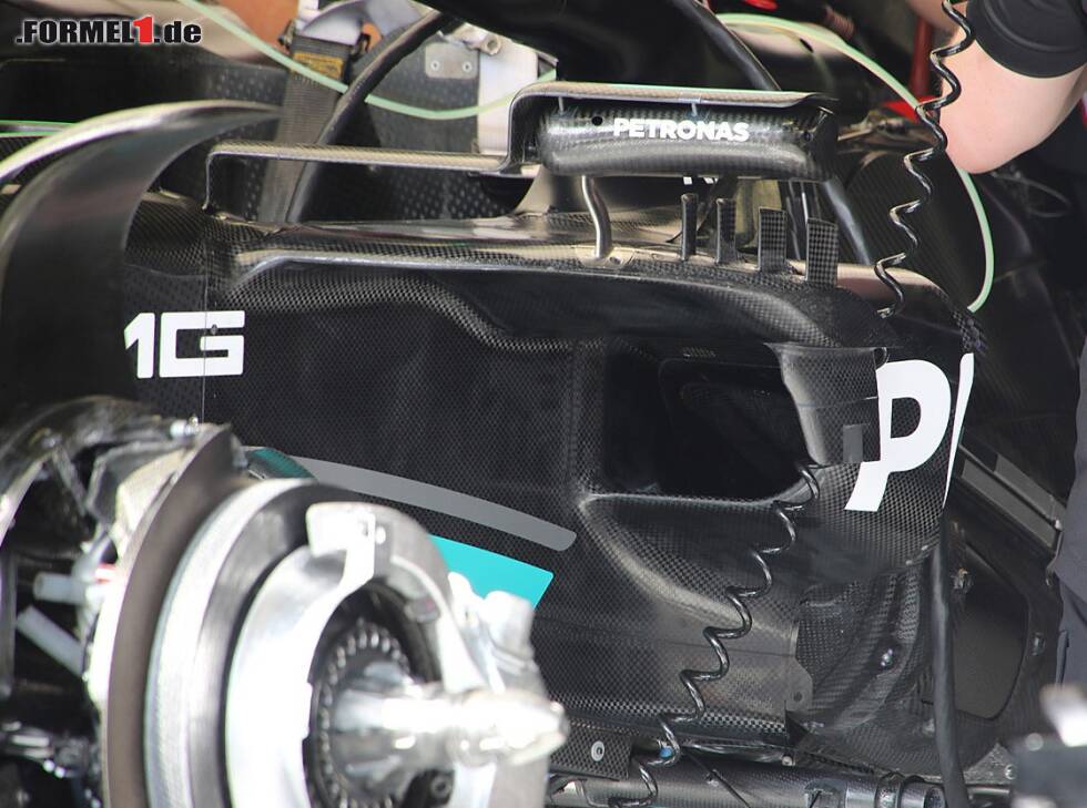 Foto zur News: Die neue Seitenkasten-Form am Mercedes W14 ab dem Formel-1-Rennen in Monaco 2023