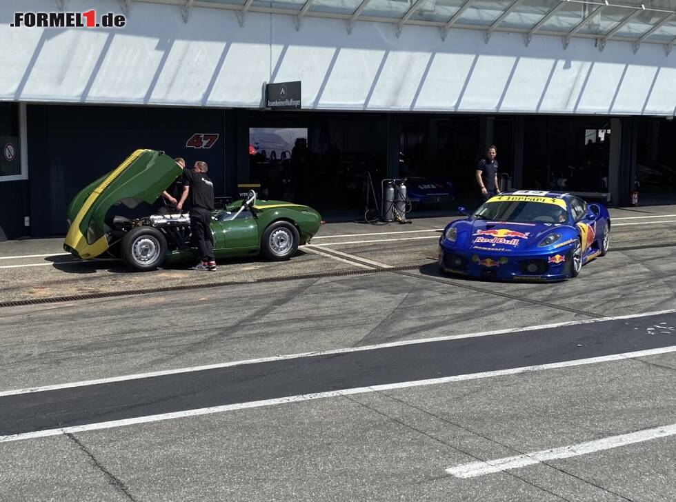 Adrian und Harrison Newey testen in Hockenheim Foto zur News: Adrian und Harrison Newey testen in Hockenheim
