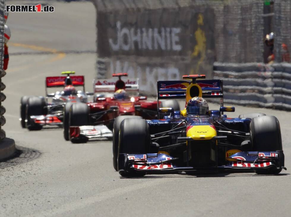 Foto zur News: Sebastian Vettel, Fernando Alonso, Jenson Button