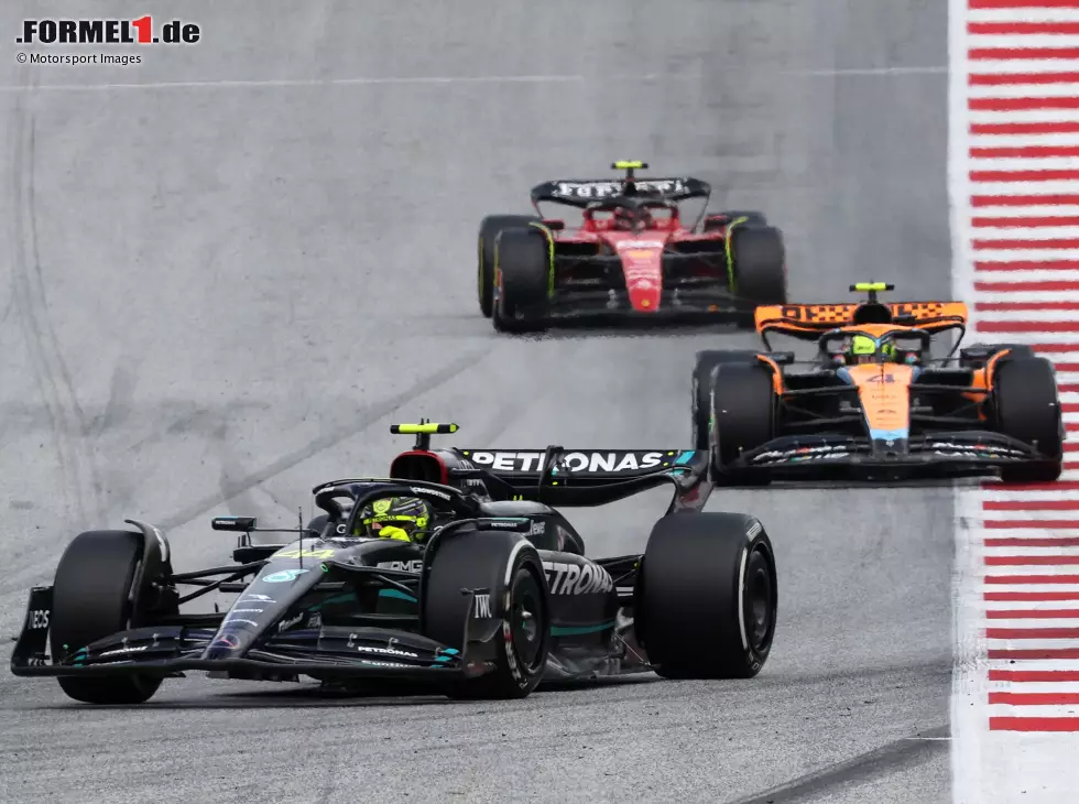 Lewis Hamilton, Lando Norris, Carlos Sainz Foto zur News: Lewis Hamilton, Lando Norris, Carlos Sainz