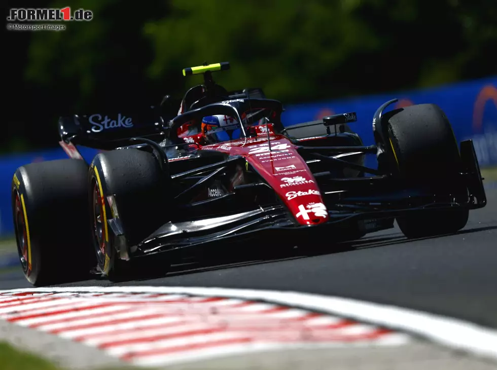 Foto zur News: Guanyu Zhou beim Formel-1-Rennen in Ungarn 2023