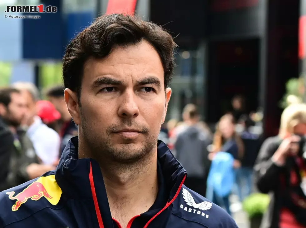 Foto zur News: Sergio Perez beim Formel-1-Rennwochenende in Spa 2023