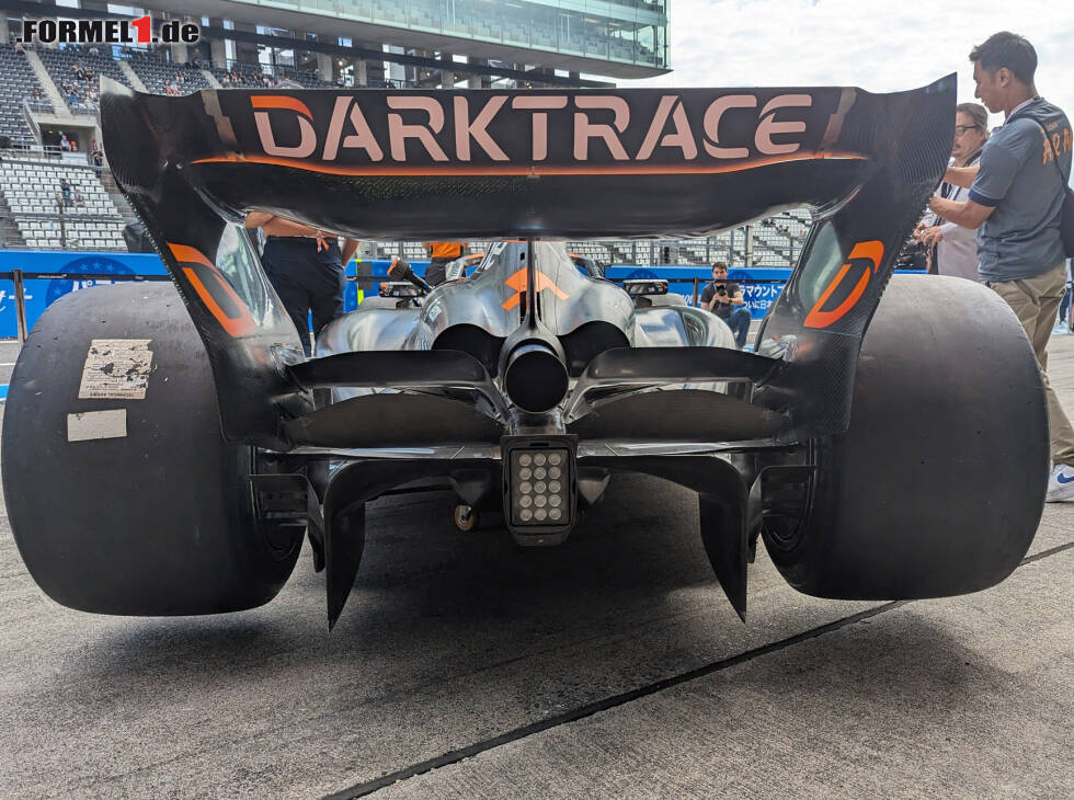 Foto zur News: McLaren-Beam-Wing