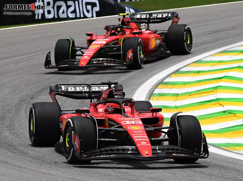 Foto zur News: Charles Leclerc, Carlos Sainz