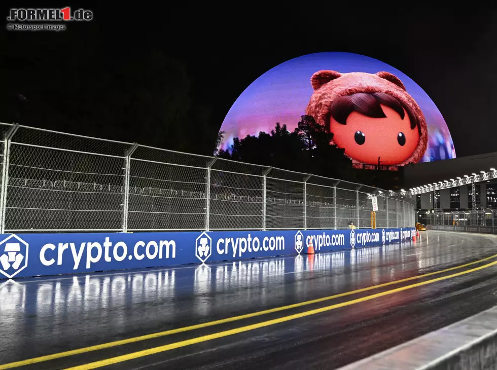 Strecke in Las Vegas mit dem Sphere Foto zur News: Strecke in Las Vegas mit dem Sphere