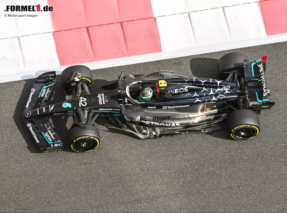 Frederik Vesti (Mercedes W14) beim Formel-1-Training in Abu Dhabi 2023 Foto zur News: Frederik Vesti (Mercedes W14) beim Formel-1-Training in Abu Dhabi 2023