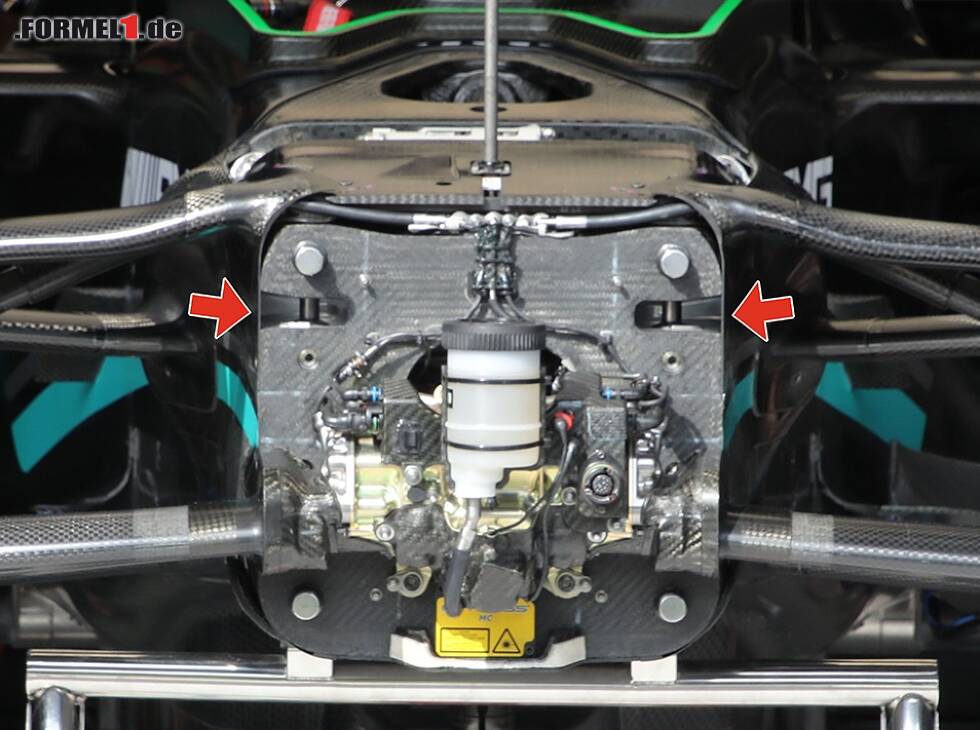 Foto zur News: Vorderbau des Mercedes W14 nach dem Aufhängungs-Update in der Formel-1-Saison 2023