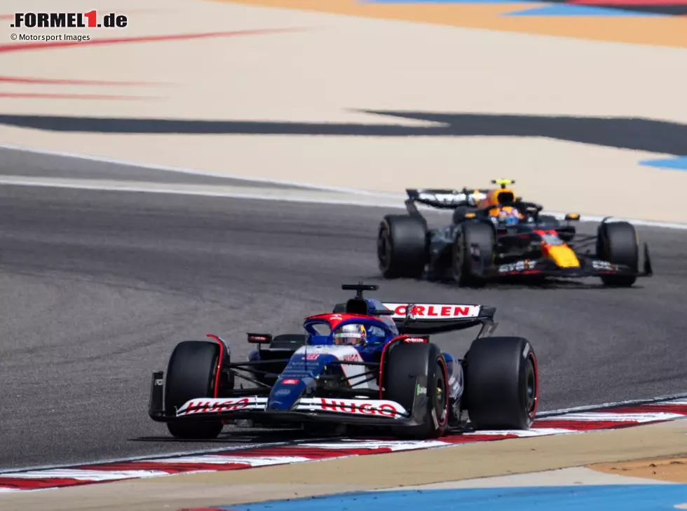 Daniel Ricciardo, Sergio Perez Foto zur News: Daniel Ricciardo, Sergio Perez