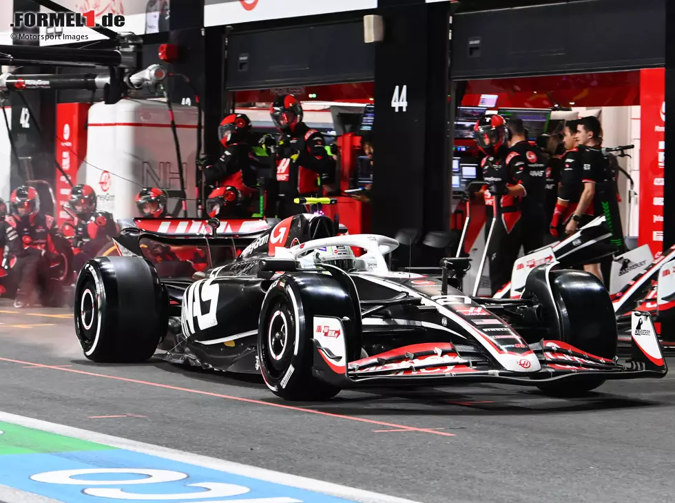 Foto zur News: Nico Hülkenberg (Haas VF-24) beim Formel-1-Rennen in Saudi-Arabien 2024