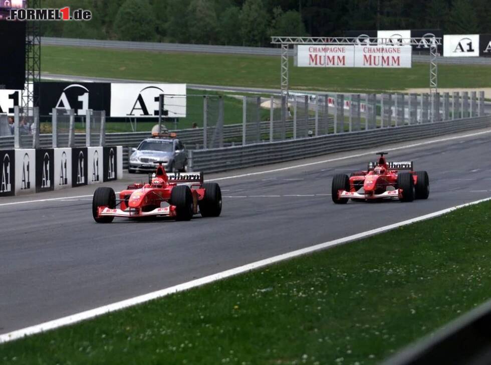 Foto zur News: Michael Schumacher, Rubens Barrichello