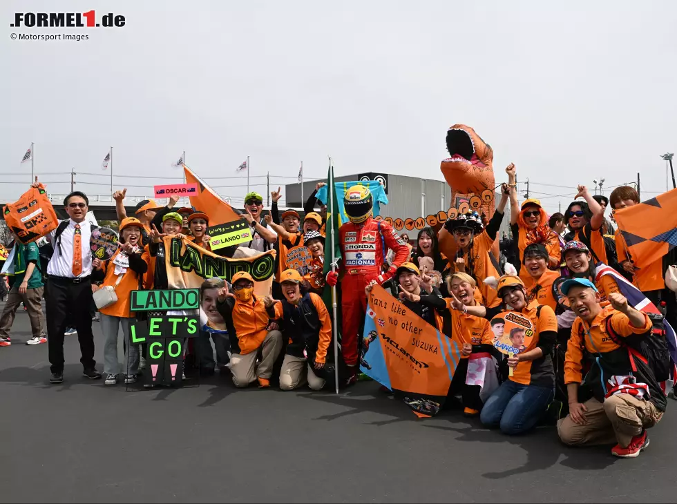 Foto zur News: Formel-1-Fans beim Grand Prix von Japan 2024 in Suzuka