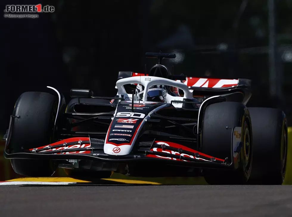 Oliver Bearman beim Formel-1-Training in Imola für Haas Foto zur News: Oliver Bearman beim Formel-1-Training in Imola für Haas
