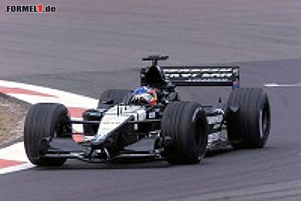 Foto zur News: Fernando Alonso im Minardi PS01