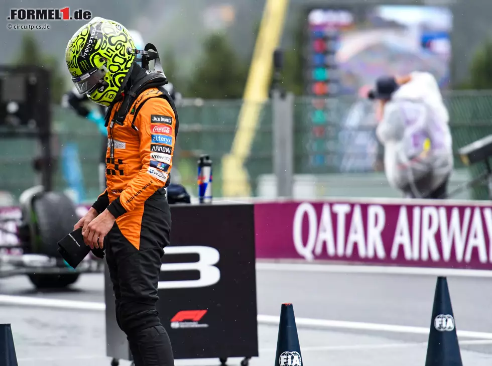 Foto zur News: Lando Norris (McLaren) nach dem Qualifying zum Formel-1-Rennen in Belgien 2024