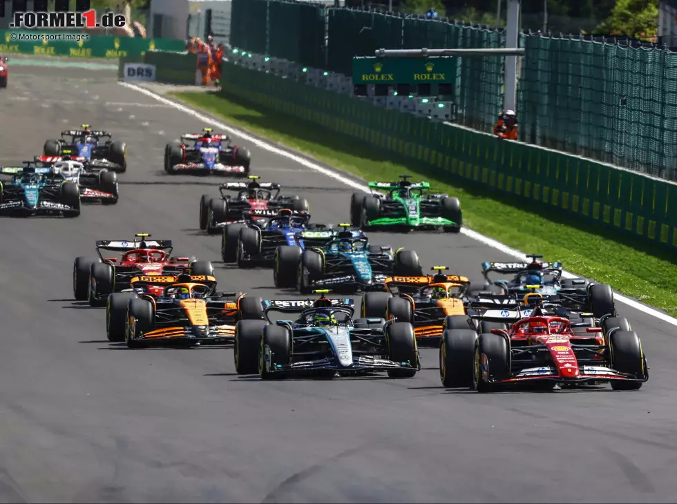 Foto zur News: Charles Leclerc, Lewis Hamilton, Lando Norris, George Russell, Oscar Piastri
