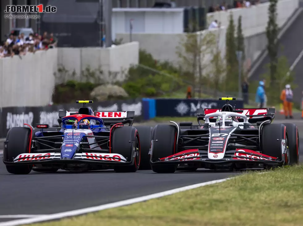 Yuki Tsunoda im Racing Bulls VCARB 01 und Nico Hülkenberg im Haas VF-24 Foto zur News: Yuki Tsunoda im Racing Bulls VCARB 01 und Nico Hülkenberg im Haas VF-24
