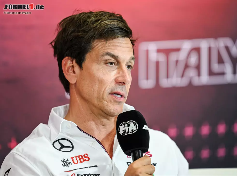 Toto Wolff Foto zur News: Toto Wolff