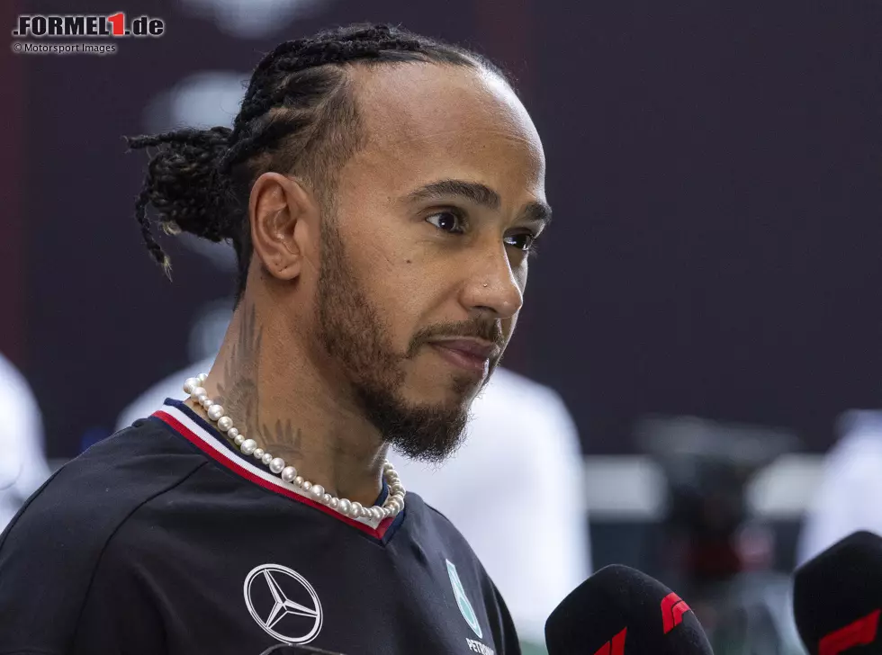 Foto zur News: Lewis Hamilton (Mercedes) vor dem Formel-1-Rennen in Brasilien 2024