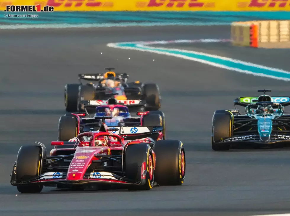 Foto zur News: Ferrari-Fahrer Charles Leclerc erwischte eine starke erste Rennrunde in Abu Dhabi 2024