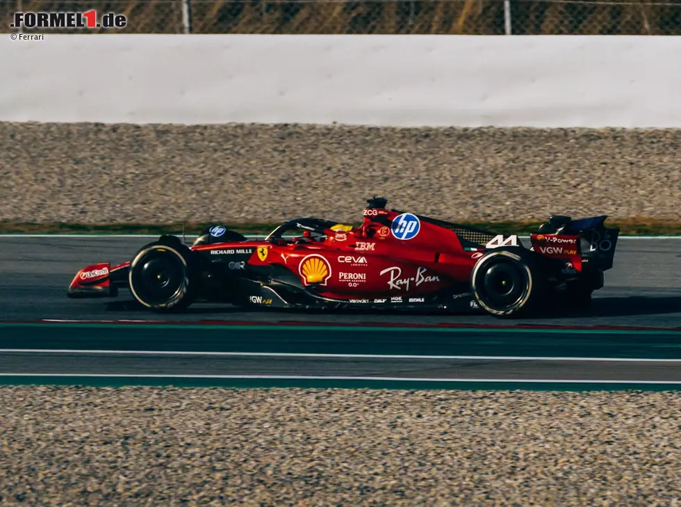 Foto zur News: Lewis Hamilton (Ferrari SF-23) bei Formel-1-Testfahrten in Barcelona 2025