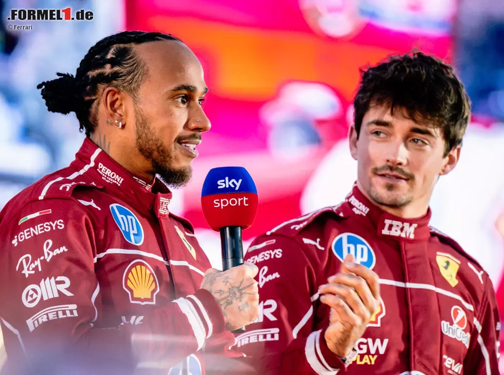 Foto zur News: Lewis Hamilton und Charles Leclerc (Ferrari)