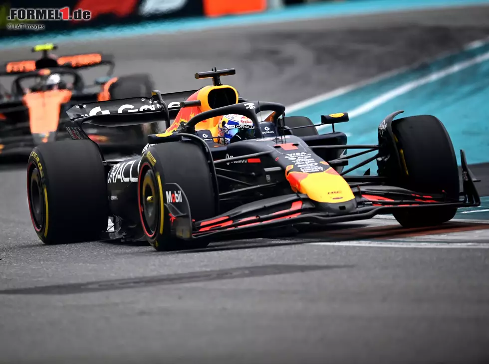 Max Verstappen, Lando Norris Foto zur News: Max Verstappen, Lando Norris