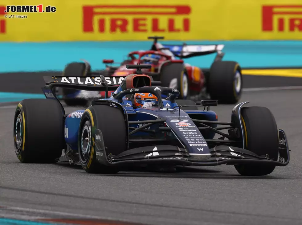 Foto zur News: Alexander Albon, Charles Leclerc