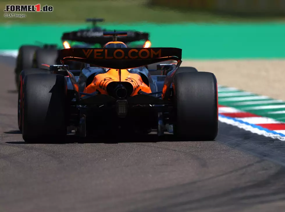 Foto zur News: Oscar Piastri (McLaren MCL39) beim Formel-1-Rennen in Imola 2025