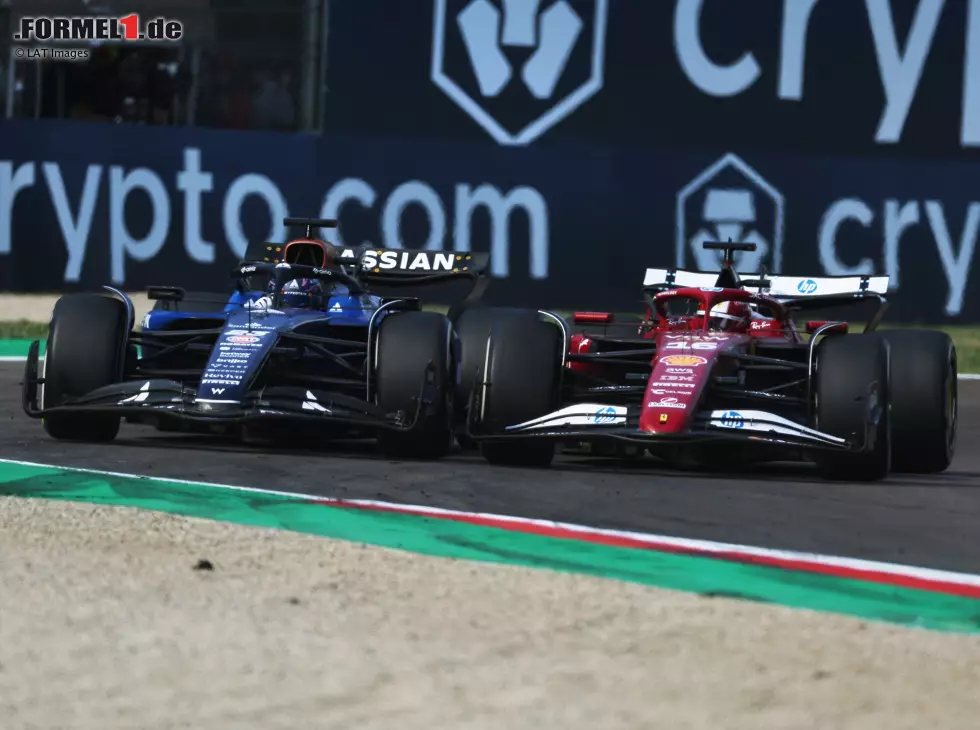 Foto zur News: Alexander Albon (Williams FW47) und Charles Leclerc (Ferrari SF-25) beim Formel-1-Rennen in Imola 2025