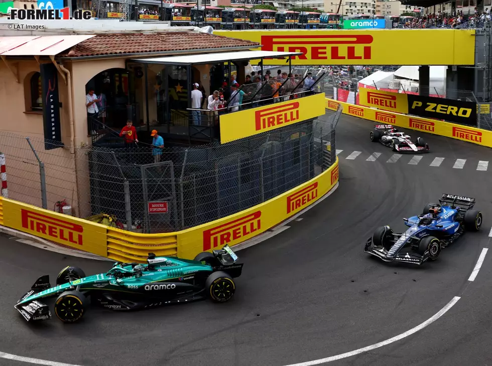 Alexander Albon, Lance Stroll, Esteban Ocon Foto zur News: Alexander Albon, Lance Stroll, Esteban Ocon